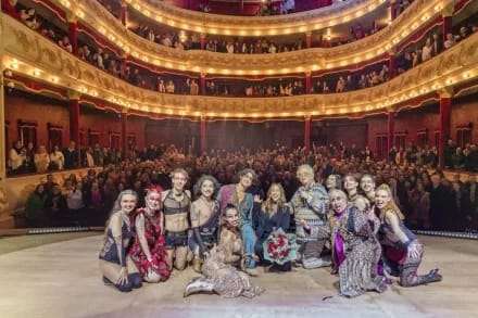 "Calígula" levantó el telón del renovado Teatro Vera